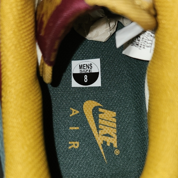 Nike Air Force 1 ‘07 LV8 - Picture 4 of 6